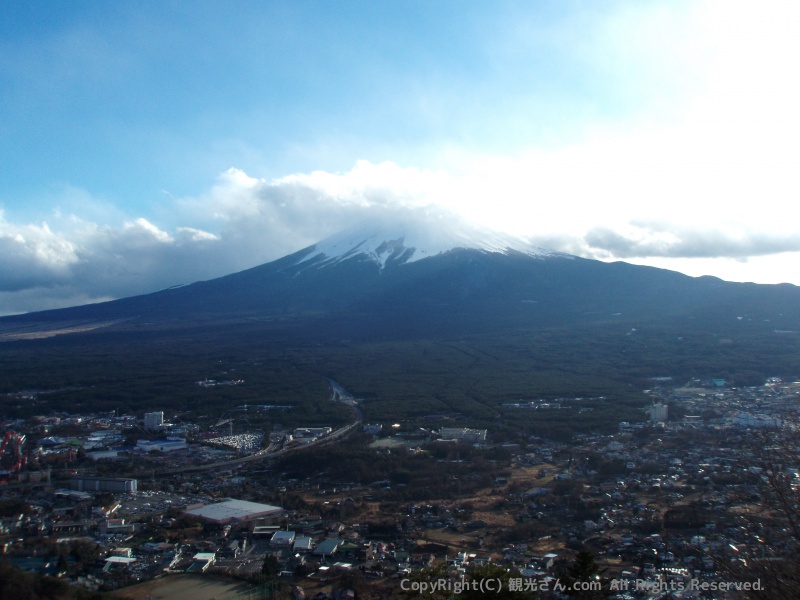山頂「富士見台駅」からの眺め